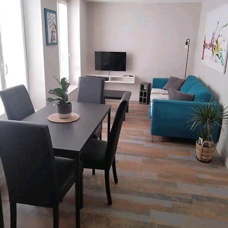 Appartement Charmant Duplex Dans Le Centre Historique De Sedan Extérieur photo